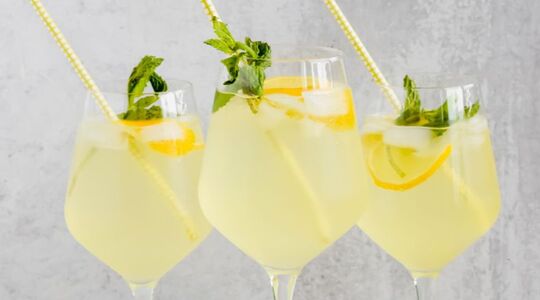 Limoncello prosecco