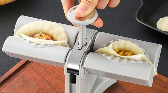 dumpling machine