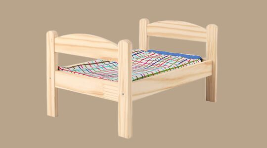 ikea bed poppen grappige reden