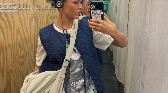 uniqlo drawstring bag