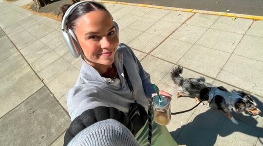 walk-girl