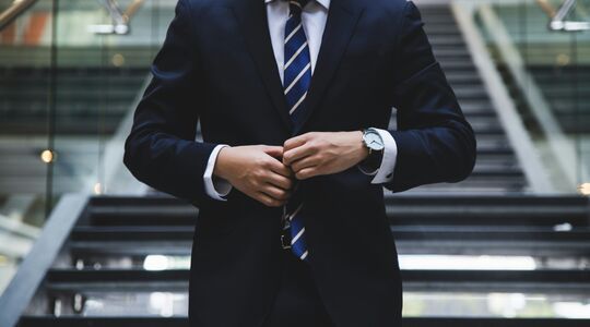 looking for a man in finance trend tiktok