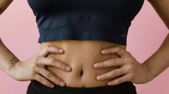 yoga poses voor goede spijsvertering
