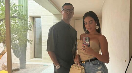 christiano ronaldo vraagt vriendin ten huwelijk