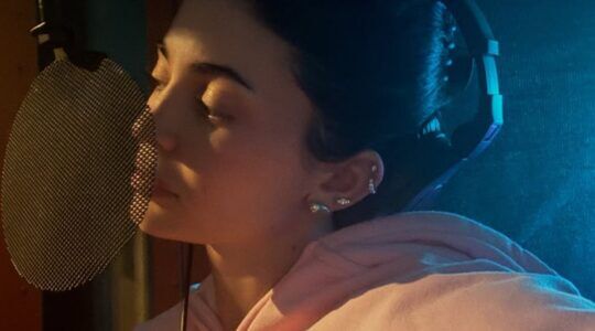 Kylie Jenner maakt muzikaal debuut met ‘Fourth Strike’