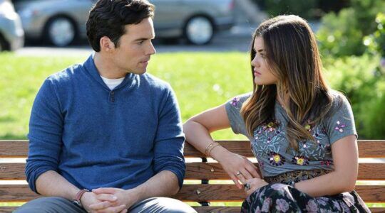 Ezra en Aria in Pretty Little Liars.