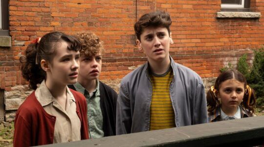 Vier jonge kinderen uit de serie It: Welcome to Derry.