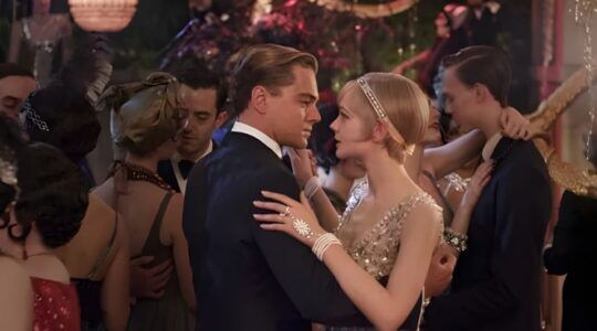 Gatsby en Daisy aan het dansen in The Great Gatsby