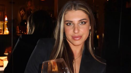 De zus van Jutta Leerdam, Merel Leerdam.