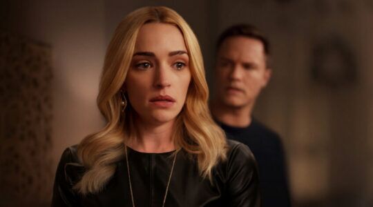 Georgia en man waarop ze vreemdging uit de serie Ginny & Georgia