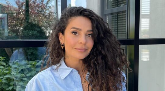 Fajah Lourens selfie.