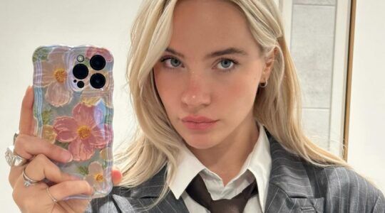 Selfiefoto in de spiegel van Juultje Tieleman.