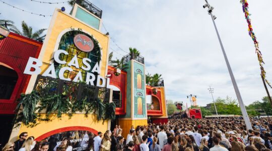 CASA BARCARDÍ stage bij het Amsterdams Verbond