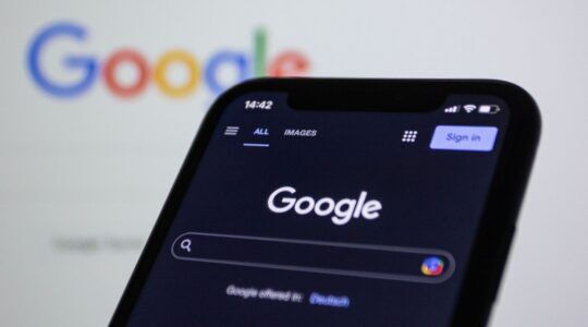 Voorkeursbron in Google instellen.