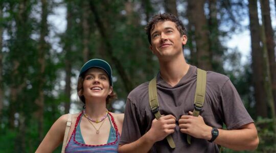 Man en vrouw op backpackreis.
