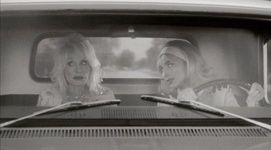 Sabrina Carpenter en Dolly Parton.