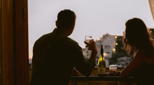 Man en vrouw op een date.