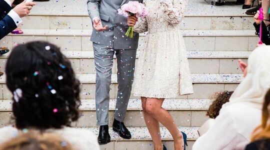 reden waarom vrouwen geen aanzoek doen trouwen fem fem