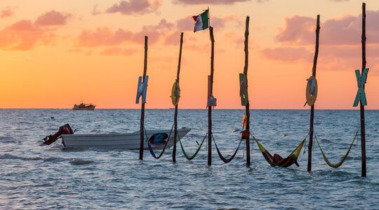Isla Holbox FEMFEM
