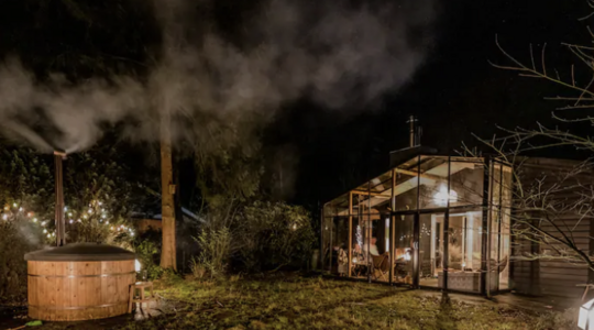 Overnacht in de natuur in deze luxe bungalow met hottub en sauna