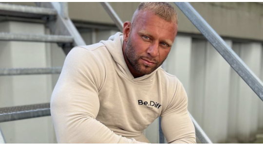 René Temptation Island bodybuilder