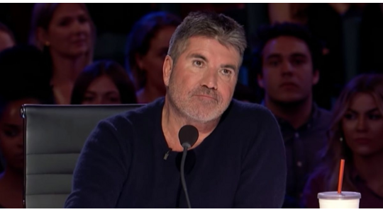 Simon Cowell onherkenbaar na plastische chirurgie