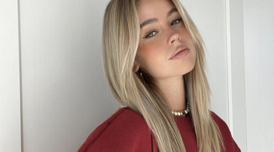 groene ogen blond meisje kleuren die je moet dragen