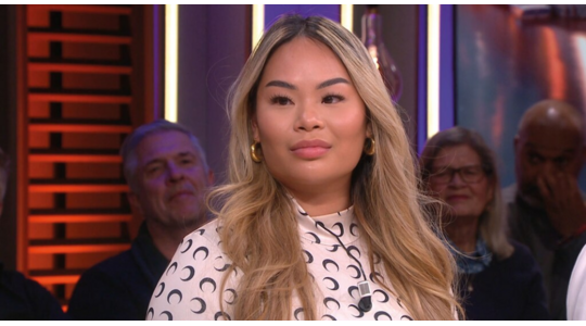 Lena nieuwe vriend Echte Meisjes in de Jungle