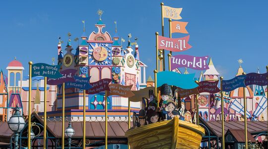 disneyland paris its a small world attractie