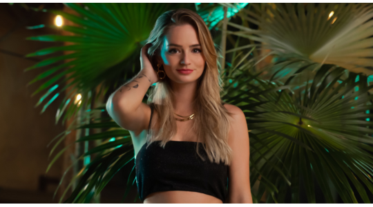 Iris Temptation Island 2023 vroeger foto's