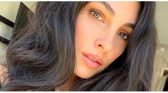anna nooshin