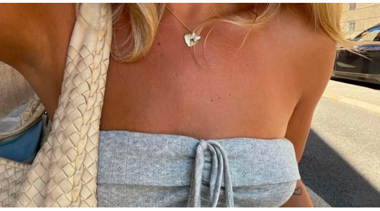 strapless top