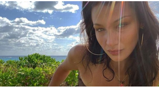 Bella Hadid Bench tas