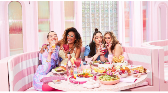 Bottomless Brunch Pink Beach