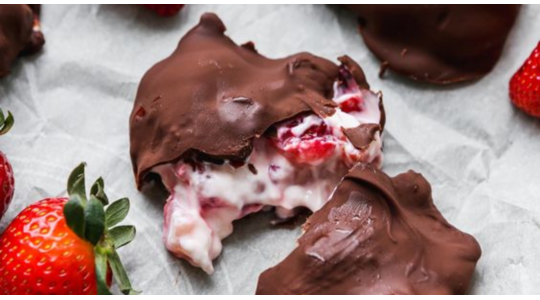 strawberry yoghurt bites tiktok maken