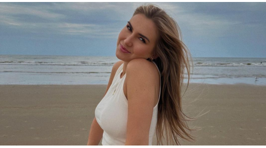 Esmee Cox, pesterijen