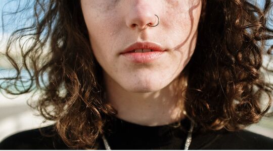 neuspiercing piercing neus nazorg soorten piercings