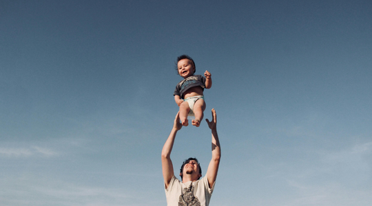 man met kinderen