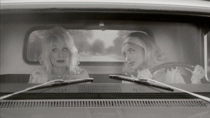 Sabrina Carpenter en Dolly Parton.