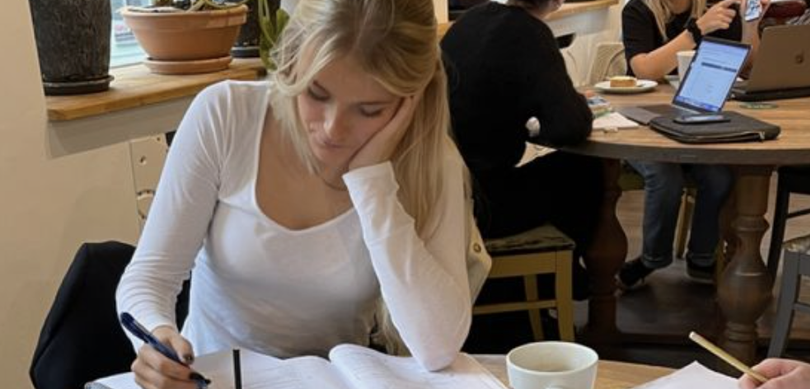 Zó hoog is de gemiddelde studieschuld in Nederland