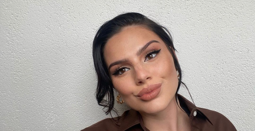 Famke Louise deelt realistische foto van lichaam na zwangerschap